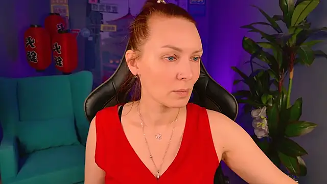 Snapshot of VandaRossi chatting on 01.13.26 VandaRossi online show from 01.13.26