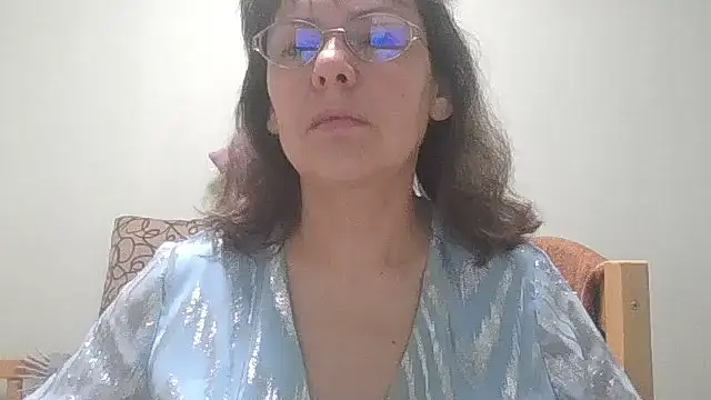 HollyJewel online show from 03.17.26