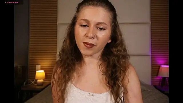 AliceBellamy online show from 07.08.26