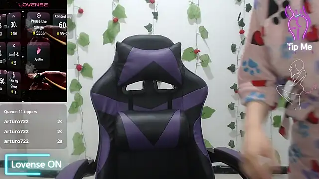 Liaroberts1 online show from 02.03.26