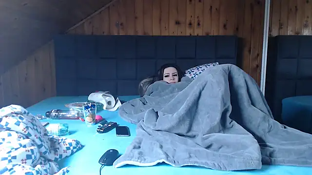 BoeseMoni1998 online show from 03.14.25