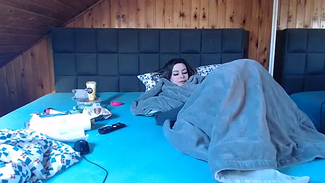 BoeseMoni1998 online show from 03.17.25