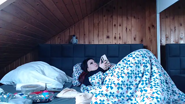 BoeseMoni1998 online show from 09.18.25