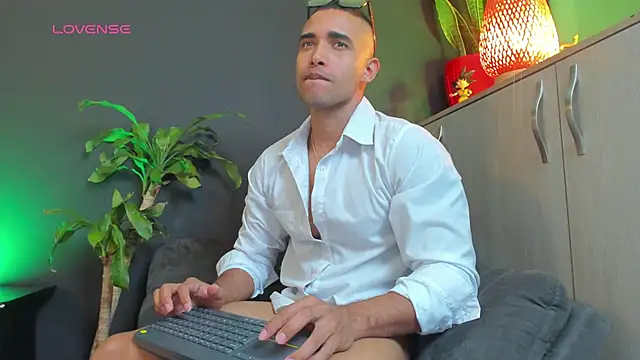 LincomAmith online show from 09.27.25