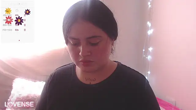 Snapshot of PamelaDoouce chatting on 12.06.24 PamelaDoouce online show from 12.06.24