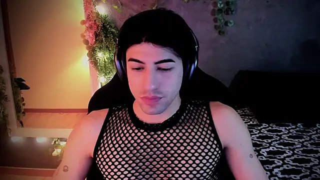 Snapshot of newjeff chatting on 03.16.25 newjeff online show from 03.16.25