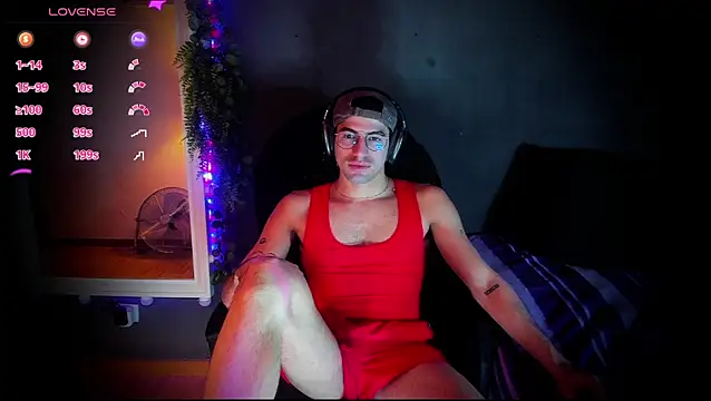 Snapshot of newjeff chatting on 10.10.25 newjeff online show from 10.10.25