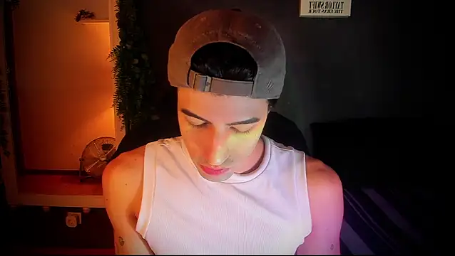 Snapshot of newjeff chatting on 10.21.25 newjeff online show from 10.21.25