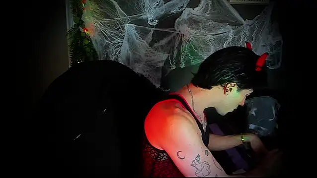 Snapshot of newjeff chatting on 10.31.25 newjeff online show from 10.31.25