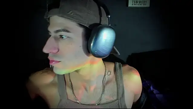 Snapshot of newjeff chatting on 11.10.25 newjeff online show from 11.10.25