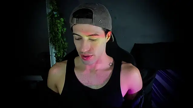 Snapshot of newjeff chatting on 11.13.25 newjeff online show from 11.13.25