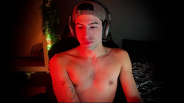 Snapshot of newjeff chatting on 11.24.25 newjeff online show from 11.24.25