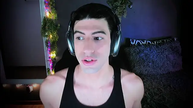 Snapshot of newjeff chatting on 02.14.26 newjeff online show from 02.14.26