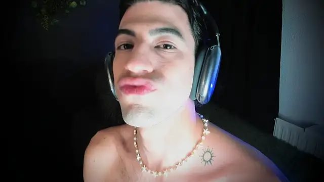 Snapshot of newjeff chatting on 02.22.26 newjeff online show from 02.22.26