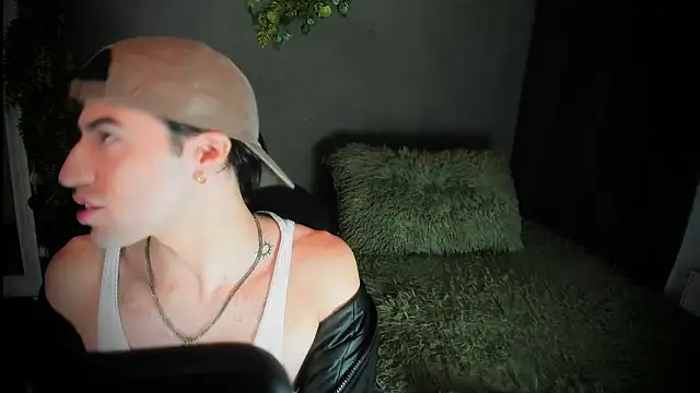 Snapshot of newjeff chatting on 02.24.26 newjeff online show from 02.24.26