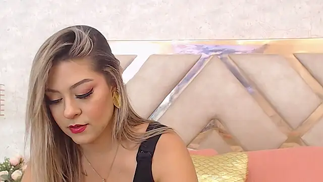 JoannaStanford online show from 01.07.25