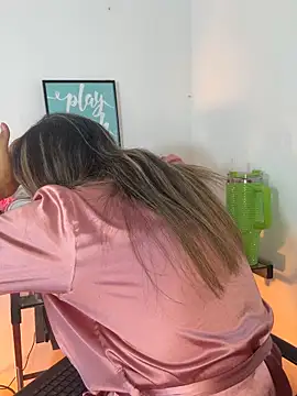 AriannaTorres online show from 04.13.26