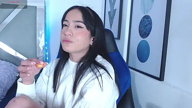 ZaraDames  online show from 02.18.25