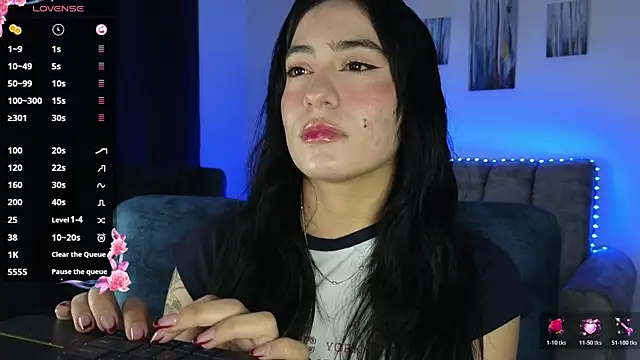 ZaraDames  online show from 10.24.25