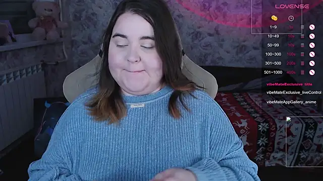 Estelle Hicks online show from 12.21.25