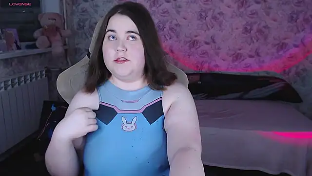 Estelle Hicks online show from 03.30.26