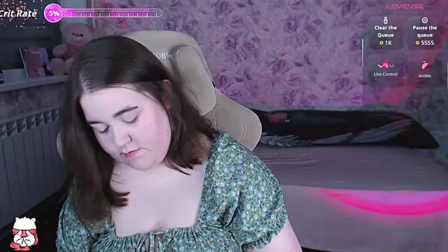 Estelle Hicks online show from 05.16.26