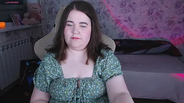 Estelle Hicks online show from 05.29.26