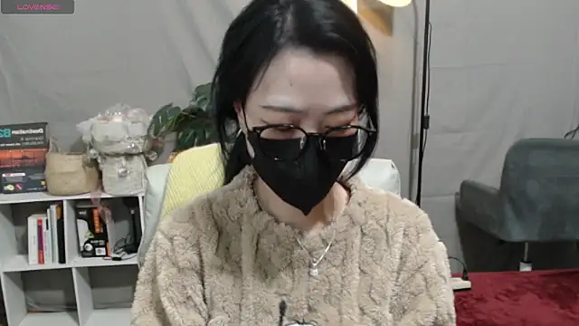 Snapshot of _minji_bae chatting on 01.16.25 minji bae online show from 01.16.25