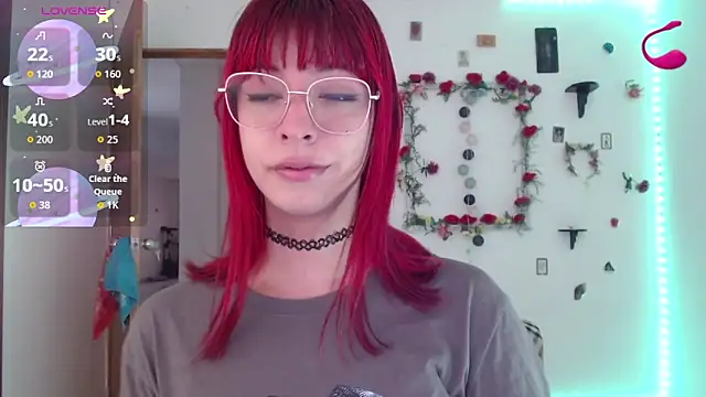 Snapshot of _GalyaX_ chatting on 10.07.25 GalyaX online show from 10.07.25