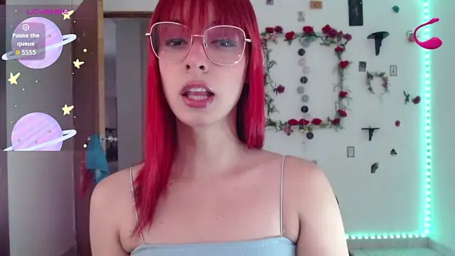 Snapshot of _GalyaX_ chatting on 11.28.25 GalyaX online show from 11.28.25