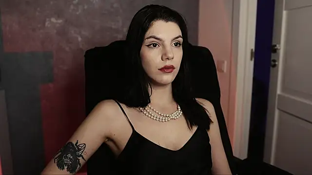 Snapshot of mistress__rochelle chatting on 03.02.25 mistress rochelle online show from 03.02.25