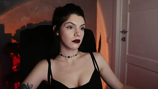 Snapshot of mistress__rochelle chatting on 03.06.25 mistress rochelle online show from 03.06.25