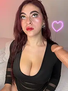 Snapshot of KatteWise chatting on 02.09.25 KatteWise online show from 02.09.25