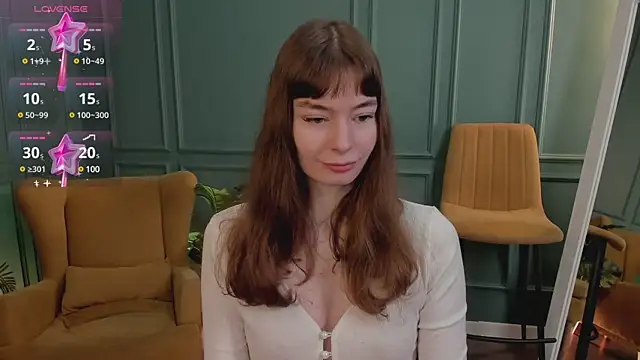 Snapshot of EvaSelin chatting on 03.05.25 EvaSelin online show from 03.05.25