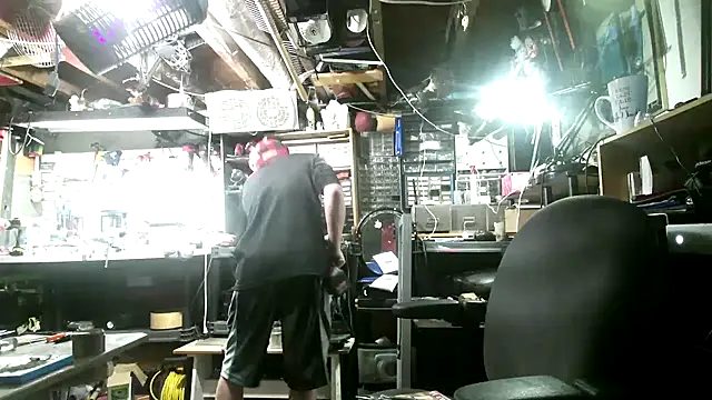 mrwinsalot88 online show from 09.10.25