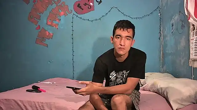 Sweetiefoxxx online show from 12.28.24