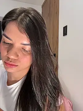 emma lopes online show from 10.15.25