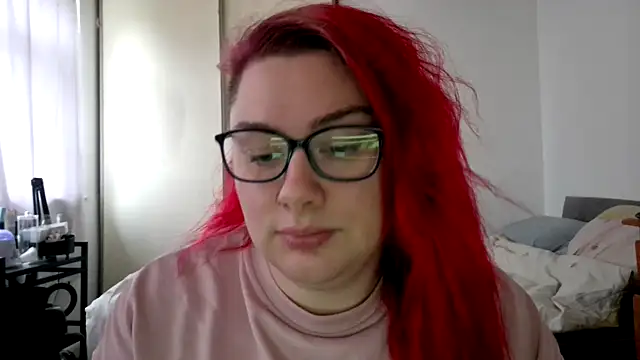 Snapshot of Bustycurves chatting on 01.19.25 Bustycurves online show from 01.19.25