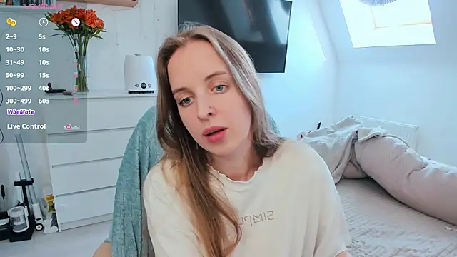 violet blue eyes online show from 04.08.26