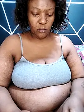 YummyChocolatexx2 online show from 04.18.26