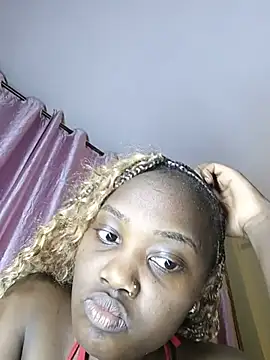 Queen Arnah254 online show from 07.30.26