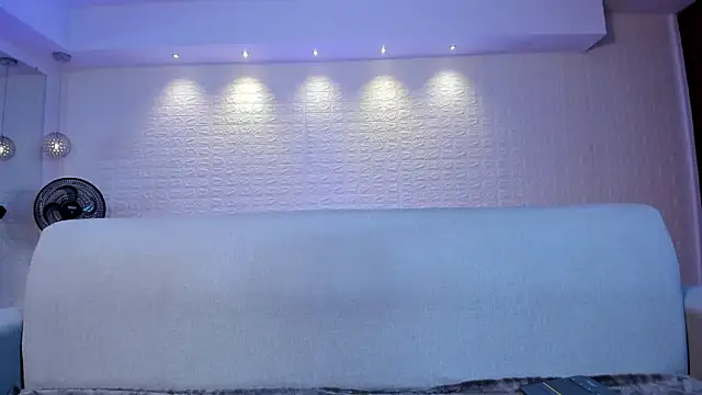 violet scott online show from 01.31.25