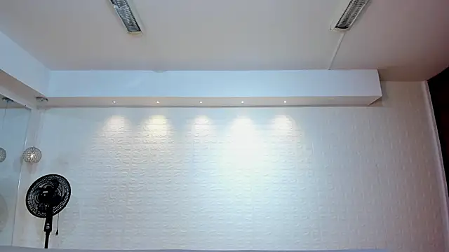 violet scott online show from 01.11.26