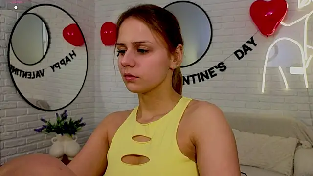 Snapshot of Wendy_D0ll chatting on 02.16.26 Wendy D0ll online show from 02.16.26