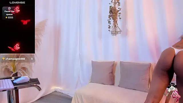 Helena-Fits online show from 09.25.25