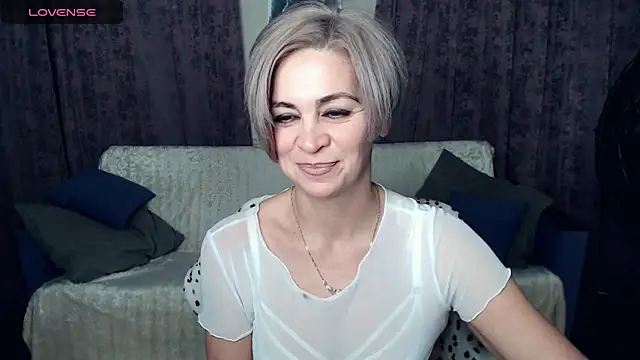 Blonde lola444 online show from 12.17.24