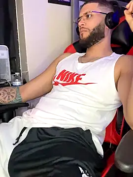 Snapshot of Joker19196 chatting on 10.06.25 Joker19196 online show from 10.06.25