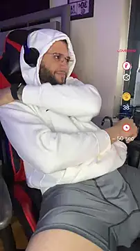 Snapshot of Joker19196 chatting on 11.10.25 Joker19196 online show from 11.10.25