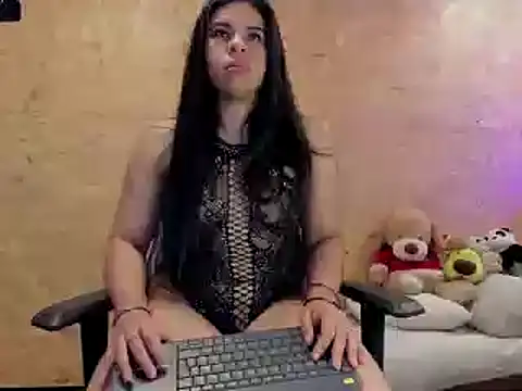 Biancastrongg online show from 01.08.25