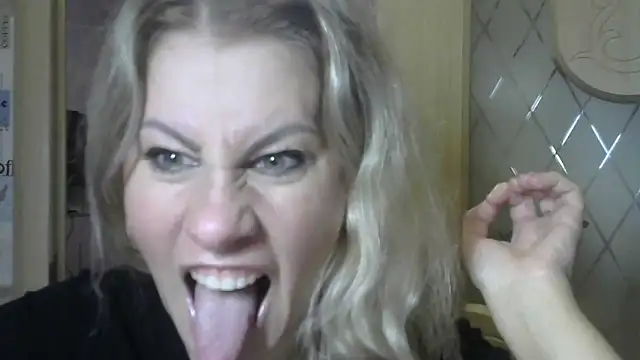 TherestlessKitty online show from 01.27.25